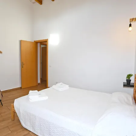 St Johns Countryside Getaway Apartment *