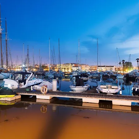 St Johns Countryside Getaway דירה *